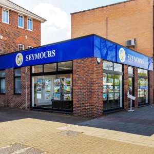 Addlestone Addlestone