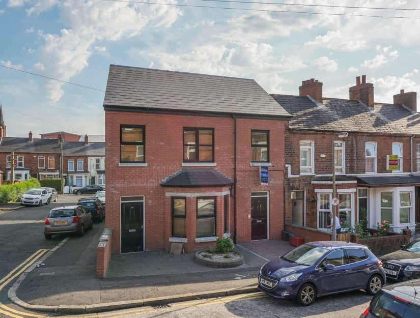 3 bedroom property to let in Flat 1, 10 Melrose Street, Belfast, BT9