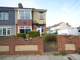 Burrfields Road, Portsmouth photo