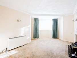 East Thurrock Road, Grays thumb 3