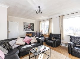 Highfield Crescent, Barlby, Selby thumb 3