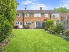 Wormley Lodge Close, Broxbourne thumb 3