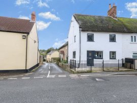 Dorchester Road, Maiden Newton, Dorchester thumb 1