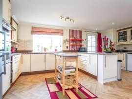 Cheltenham Road, Ashton-Under-Hill, Evesham thumb 2