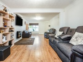 Harthill Avenue, Leconfield, Beverley thumb 3