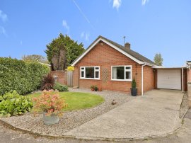 Cardun Close, Blofield, Norwich photo