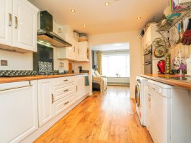 Grange Court, Cirencester thumb 3