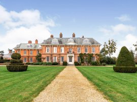 The Mansion, Balls Park, Hertford thumb 3