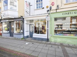 Winchester Street, Salisbury thumb 1