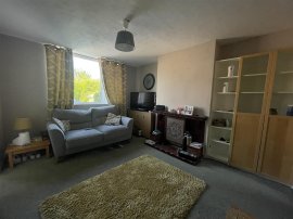 Braemor Road, Calne thumb 2