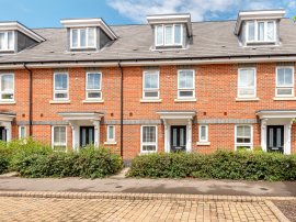 Raven Drive, Maidenhead photo