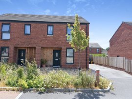 Captain's Walk, Llanrumney, Cardiff thumb 1