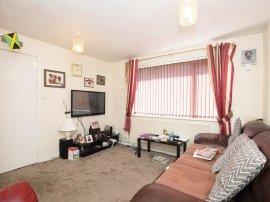 Grasmere Close, Rugby thumb 3
