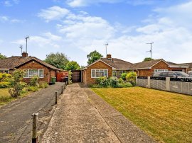 Briar Close, Taplow, Maidenhead photo