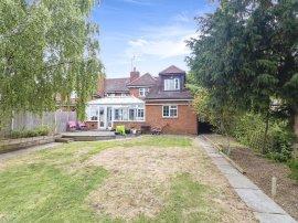 Highfield Crescent, Brogborough, Bedford thumb 2
