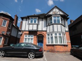 Rickmansworth Road, Watford photo