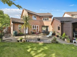 Greenwood Drive, Scarning, Dereham thumb 2