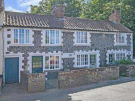 Millgate, Aylsham, Norwich thumb 1