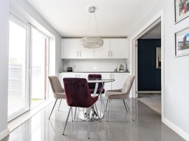 Zebedee Close, Amesbury, Salisbury thumb 3