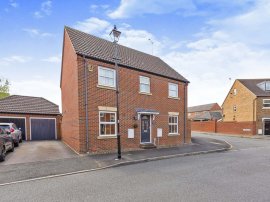 Arncott Way, Fairford Leys, Aylesbury thumb 1