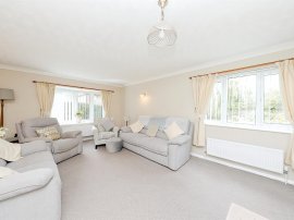 Westfield Road, Swaffham thumb 3
