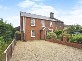 Motts Lane, Marks Tey, Colchester photo