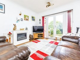 Cotswold Crescent, Whiston, Rotherham thumb 2