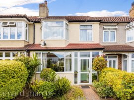 Ardrossan Gardens, Worcester Park thumb 1