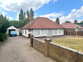 Buckenham Road, Attleborough photo