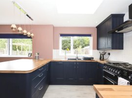 Long Compton Drive, Hagley, Stourbridge thumb 2