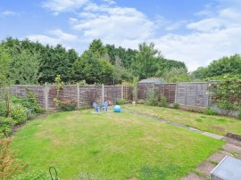 Long Compton Drive, Hagley, Stourbridge thumb 3
