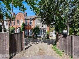 Hook Road, Surbiton thumb 3
