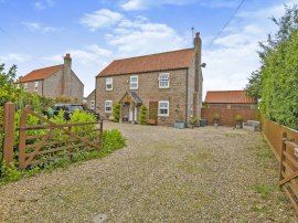 Main Road, Maltby Le Marsh, Alford photo