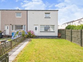 Gateside Crescent, Barrhead, Glasgow photo