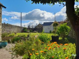 Park Street, Fairford thumb 2