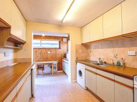 Ashridge Close, Rushden thumb 3
