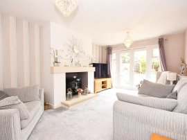 Bokhara Close, Tiptree, COLCHESTER thumb 3