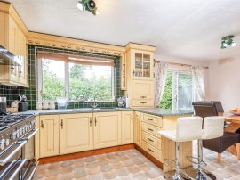 Woodhall Croft, Stanningley, Pudsey thumb 2
