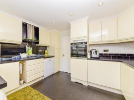 Allington Gardens, Allington, Grantham thumb 2