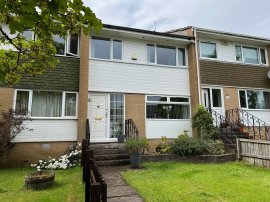 Hillend Crescent, Clarkston, Glasgow thumb 1