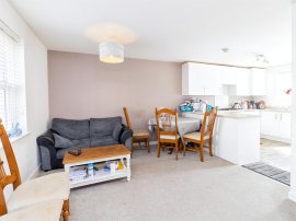 Anglia Way, Great Denham, Bedford thumb 3