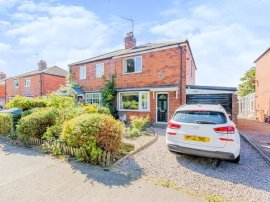 College Road, Cranwell Village, Sleaford thumb 1