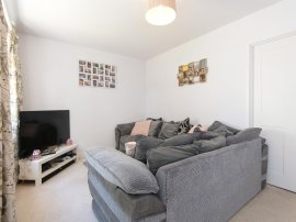 Silverwood Rise, Romsey thumb 2
