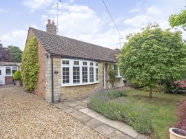 School Lane, Sherington, NEWPORT PAGNELL thumb 1