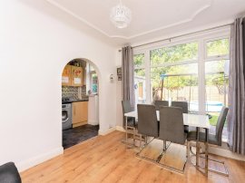 Hinderton Road, Birkenhead thumb 1