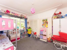 Hinderton Road, Birkenhead thumb 3