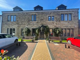 6 Hollin Wood Close, Shipley photo