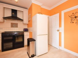 Burnside Crescent, Chelmsford thumb 3