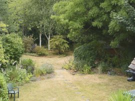 Surrenden Close, Brighton thumb 3