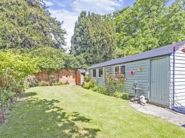 Cedars Way, Newport Pagnell thumb 3